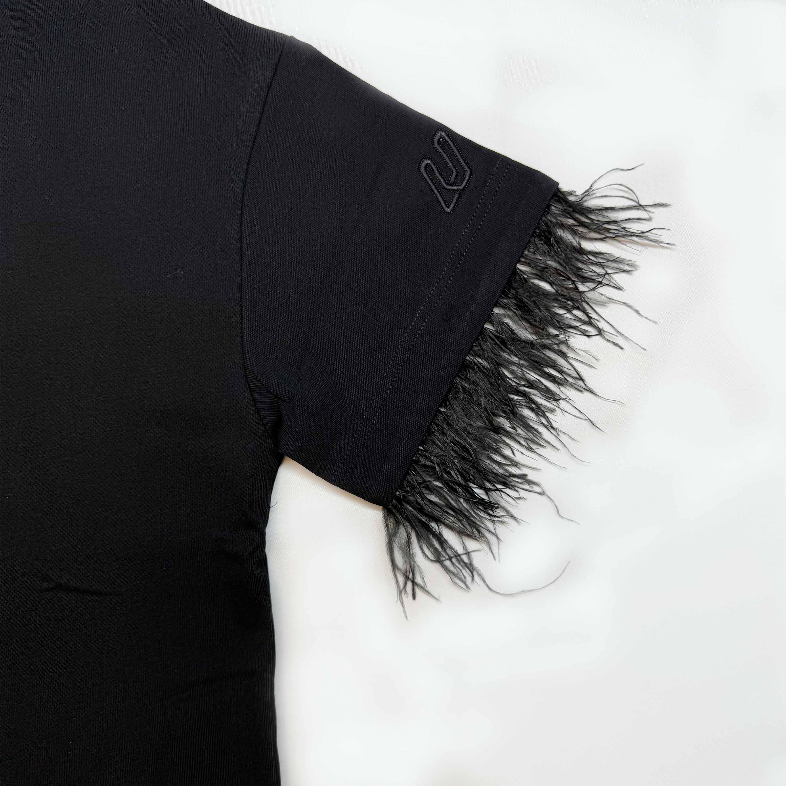 Тениска FEATHERS — овърсайз с истински пера и бродерия на ръкава, 240гр памук, ръчна изработка | Ulle